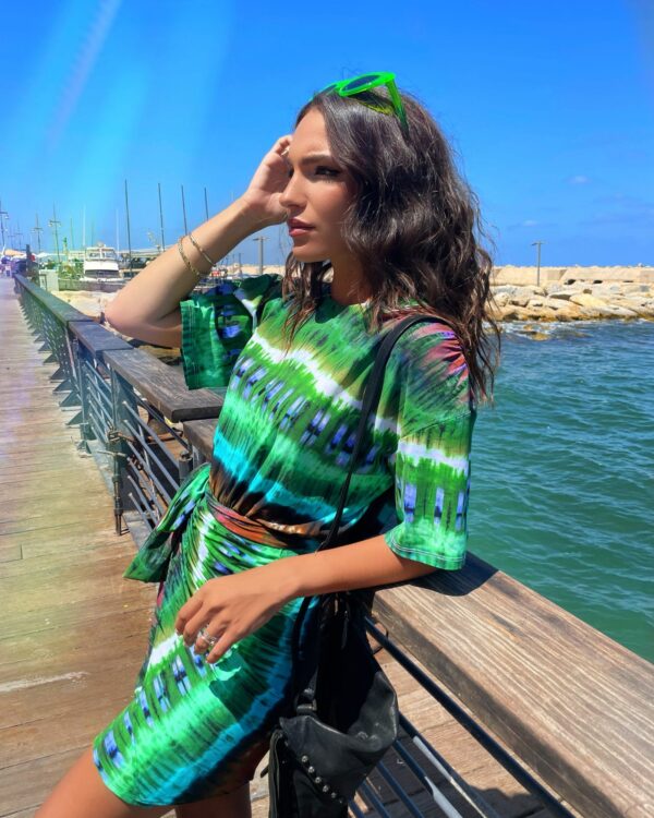 The New Oversized Shirt - Green